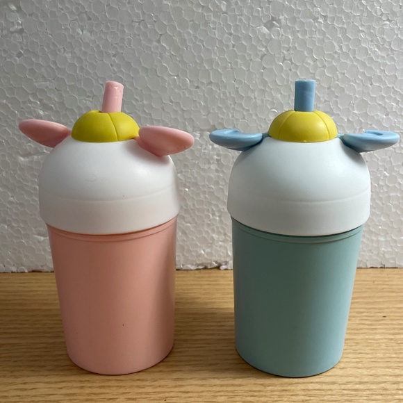 Vintage Sippy Cups Lot of 2 Blue & Pink Puppy Dogs w Straws Toddler Thailand - Picture 3 of 12